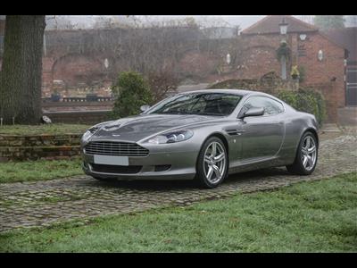 Aston Martin+DB9